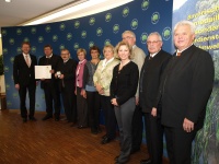 Verleihung der Umweltmedaille durch Dr. Marcel Huber an die Stadt Merkendorf