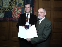 Staatsminister Dr. Markus Söder (li.) zusammen mit Herrn Lorenz Graf