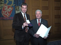 Staatsminister Dr. Markus Söder (li.) zusammen mit Herrn Horst Tischner