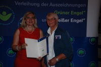 Erika Schobert und StaatssekretÃ¤rin Melanie Huml