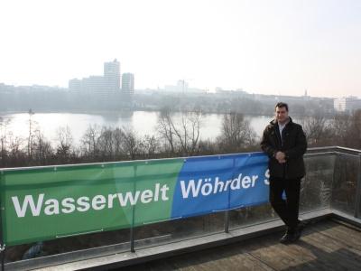 Umweltminister Markus Söder stellt in Nürnberg die Ideen für die "Wasserwelt Wöhrder See" vor. Ab sofort können sich die Nürnberger Bürgerinnen und Bürger über die Pläne auf der Homepage <a href="http://www.wasserweltwoehrdersee.de">www.wasserweltwoehrdersee.de</a> informieren und mitdiskutieren.