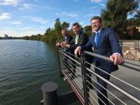 Das Projekt "Wasserwelt Wöhrder See" sieht eine Umgestaltung des Sees zu einer Wasserwelt aus ökologischen Flächen und öffentlich nutzbaren Zonen vor. Als erstes Teilprojekt wurde nun der Boulevard durch den Bayerischen Umweltminister Dr. Marcel Huber, den Bayerischen Finanzminister Dr. Markus Söder sowie Oberbürgermeister Dr. Ulrich Maly eröffnet.