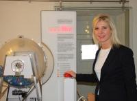 Umweltministerin Ulrike Scharf eröffnet das neue Informationszentrum zum Hochwasserschutz an der Donau im Schiffmeisterhaus Deggendorf.